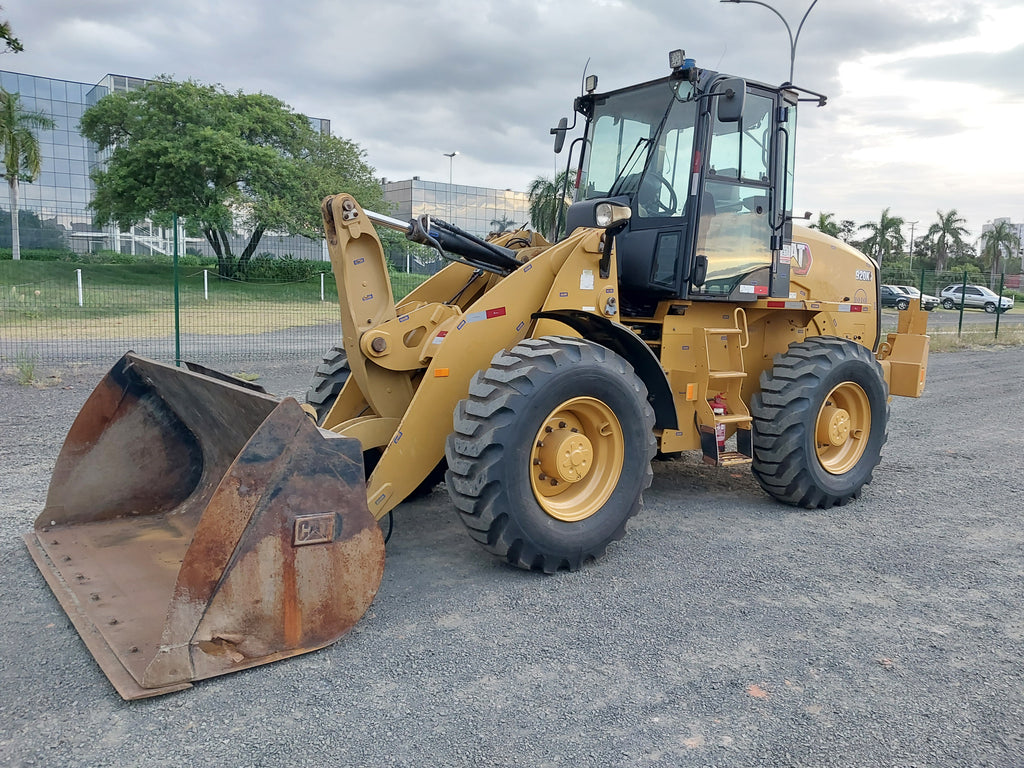 Pá Carregadeira Caterpillar 920K