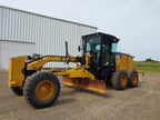 Motoniveladora Caterpillar 120