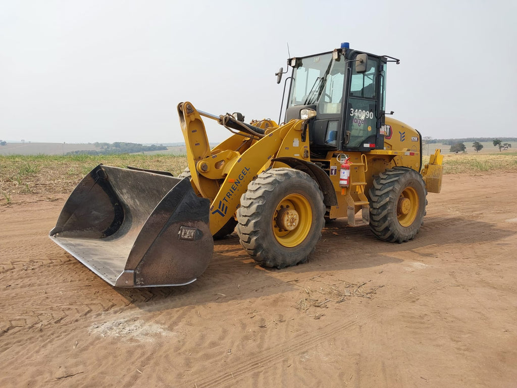 Pá Carregadeira Caterpillar 920K