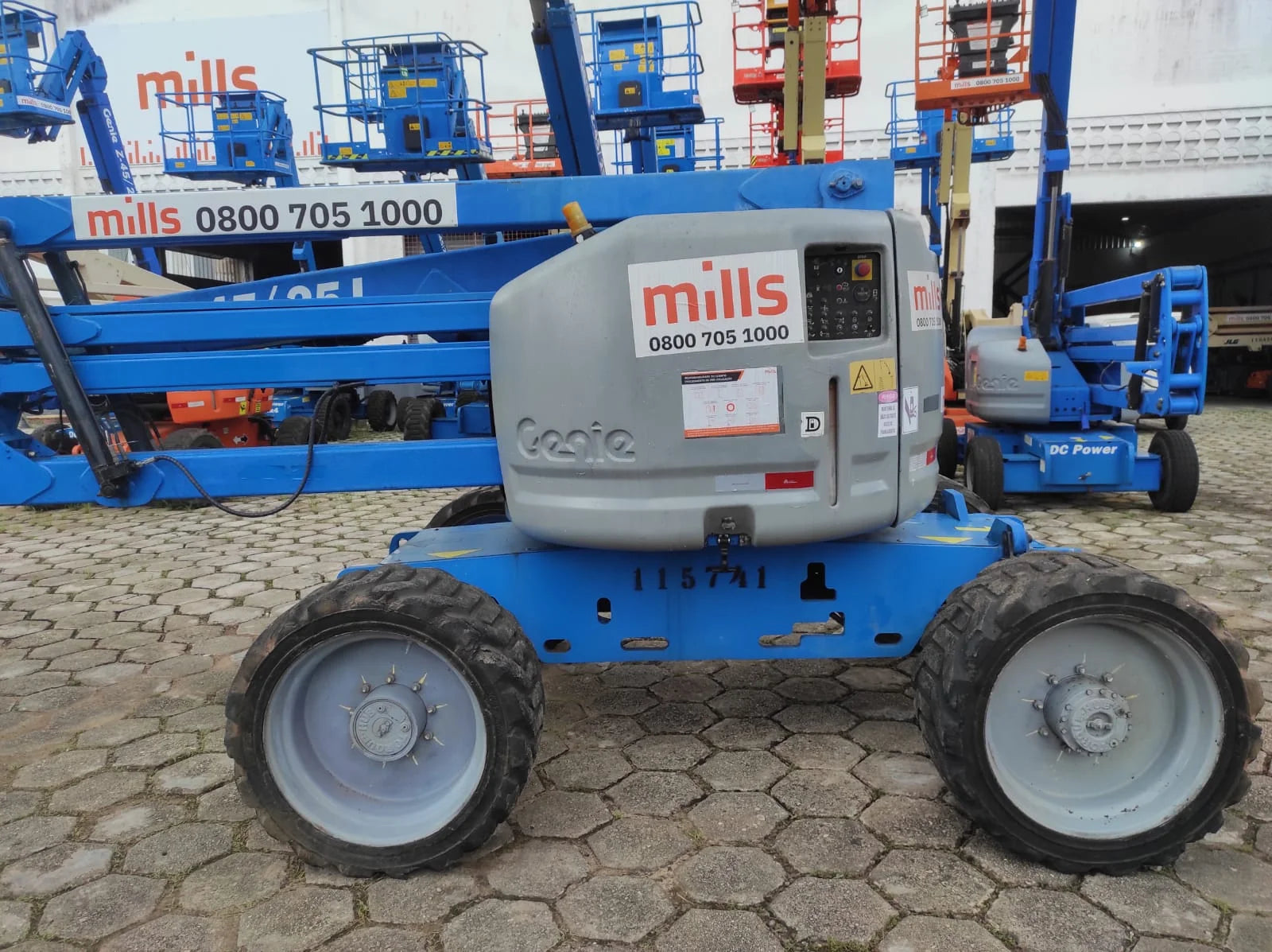 Plataforma Elevatória Articulada Diesel Z-45/25J RT