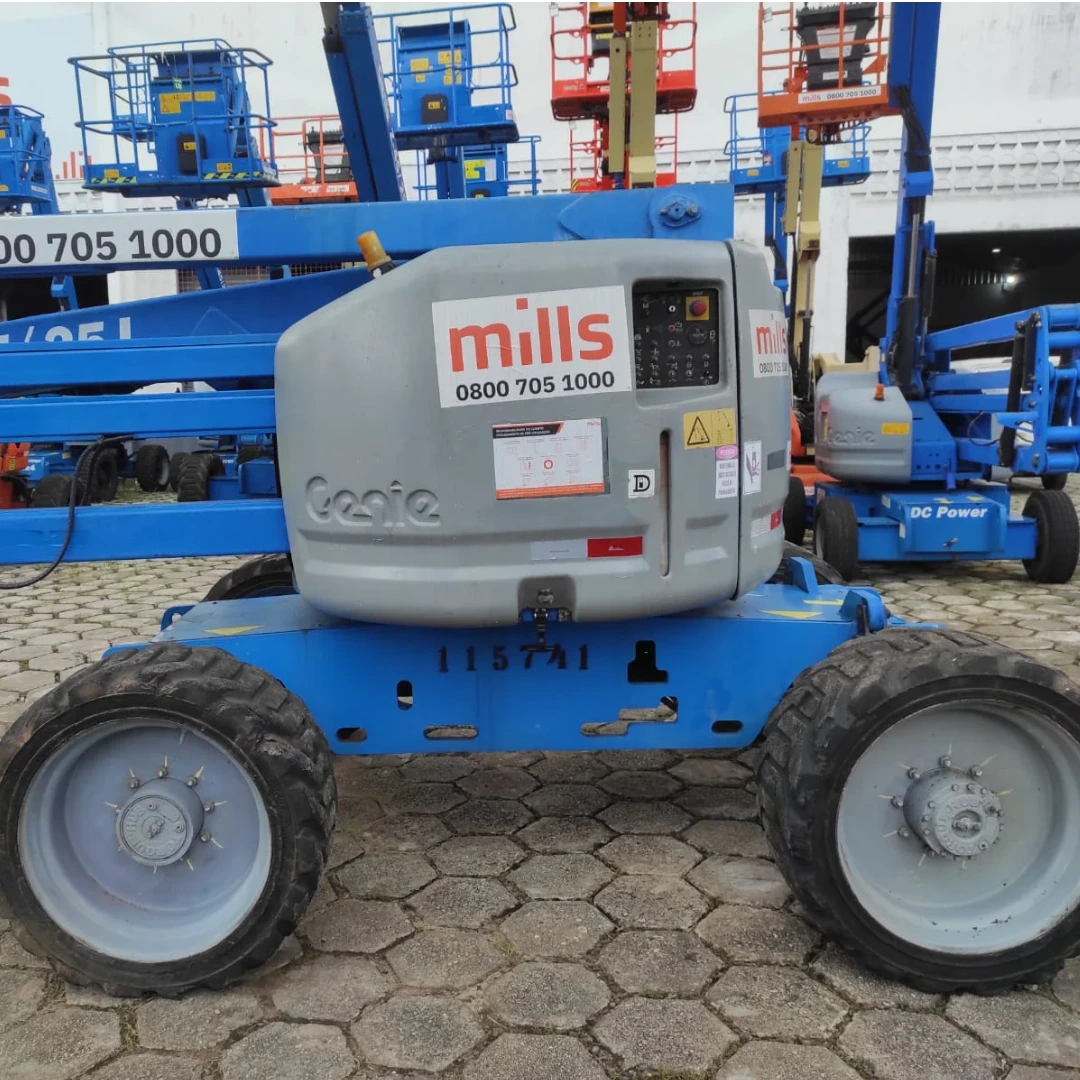 Plataforma Elevatória Articulada Diesel Z-45/25J RT