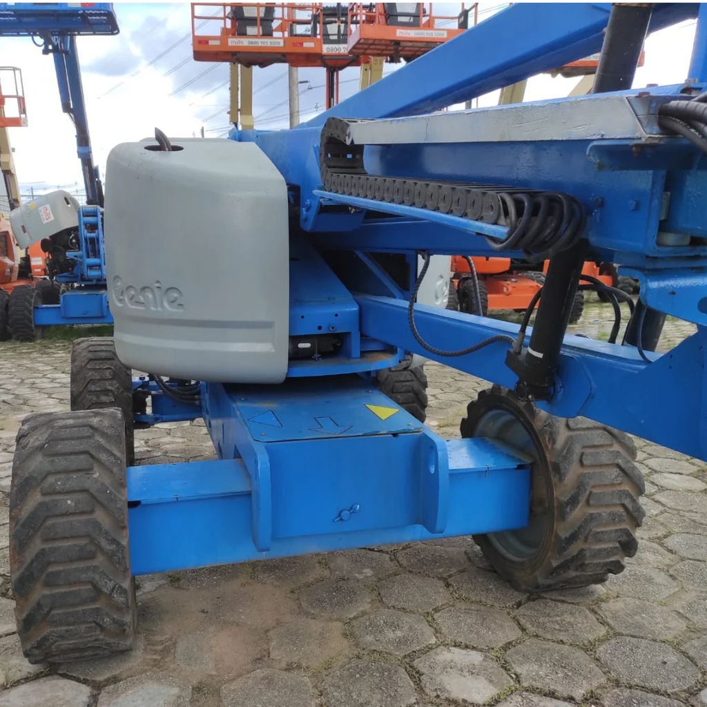Plataforma Elevatória Articulada Diesel Z-45/25J RT