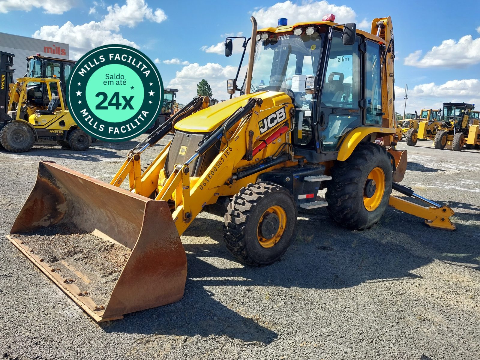 Retroescavadeira JCB 3CX
