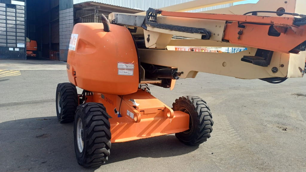 Plataforma Elevatória Articulada Diesel 450AJ-SII