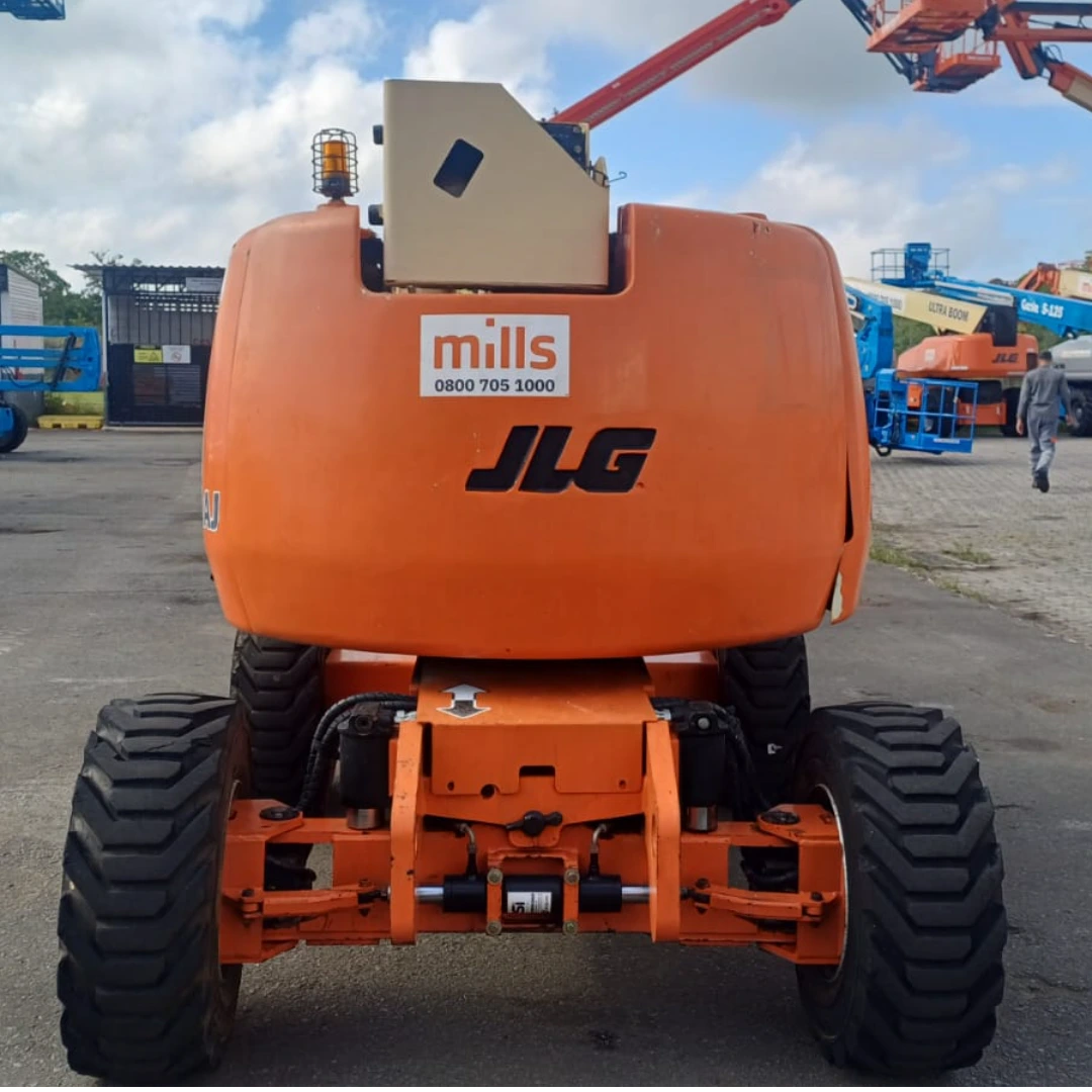 Plataforma Elevatória Articulada Diesel 450AJ-SII