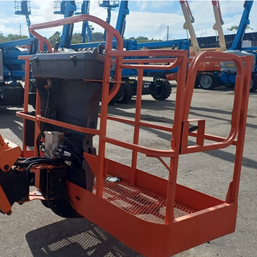 Plataforma Elevatória Articulada Diesel 450AJ-SII