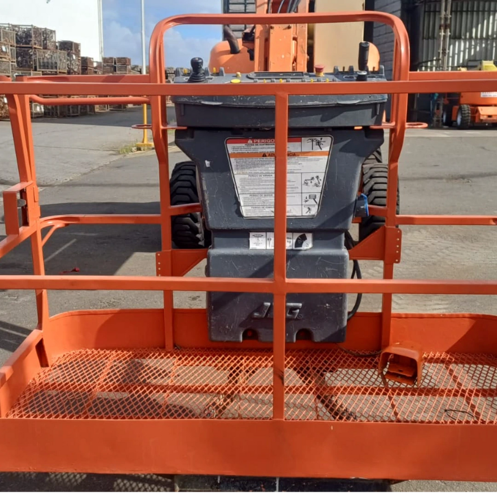 Plataforma Elevatória Articulada Diesel 450AJ-SII