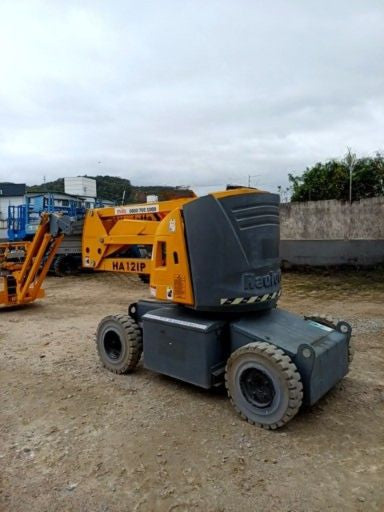 Plataforma Elevatória Articulada Elétrica HA 12 IP