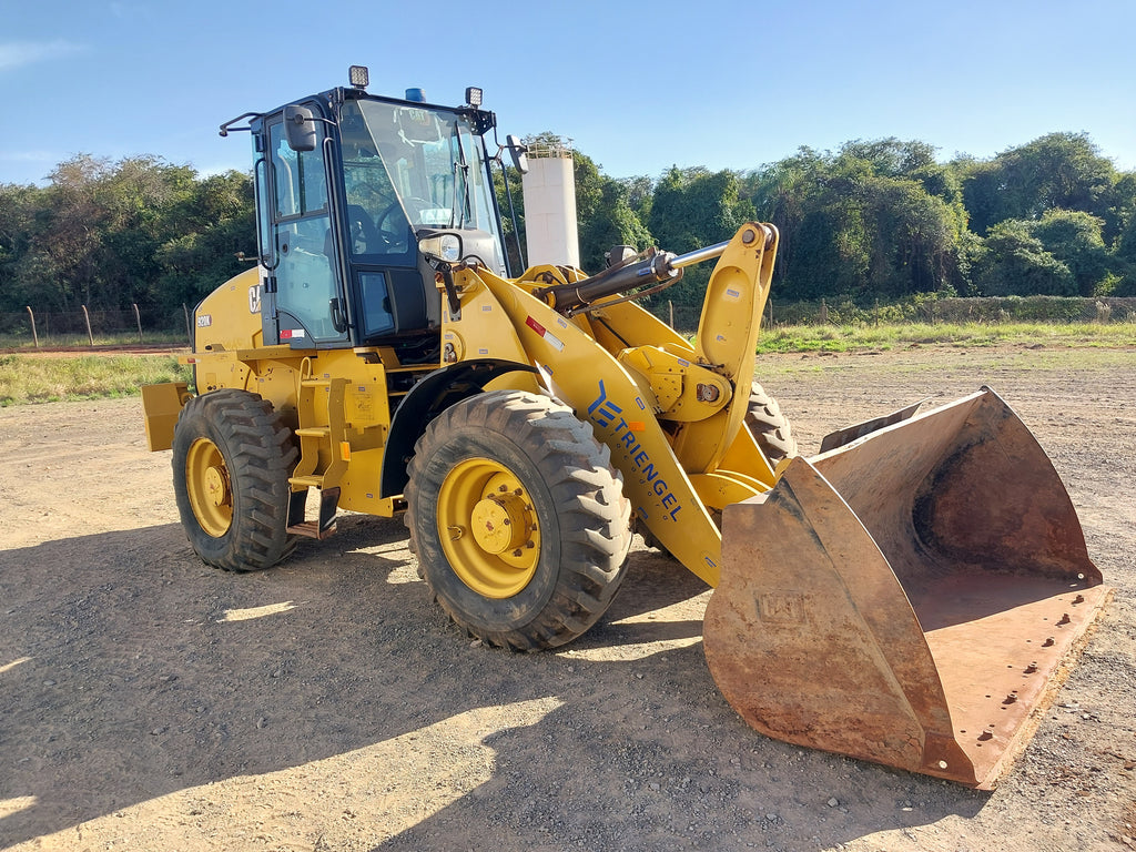 Pá Carregadeira Caterpillar 920K