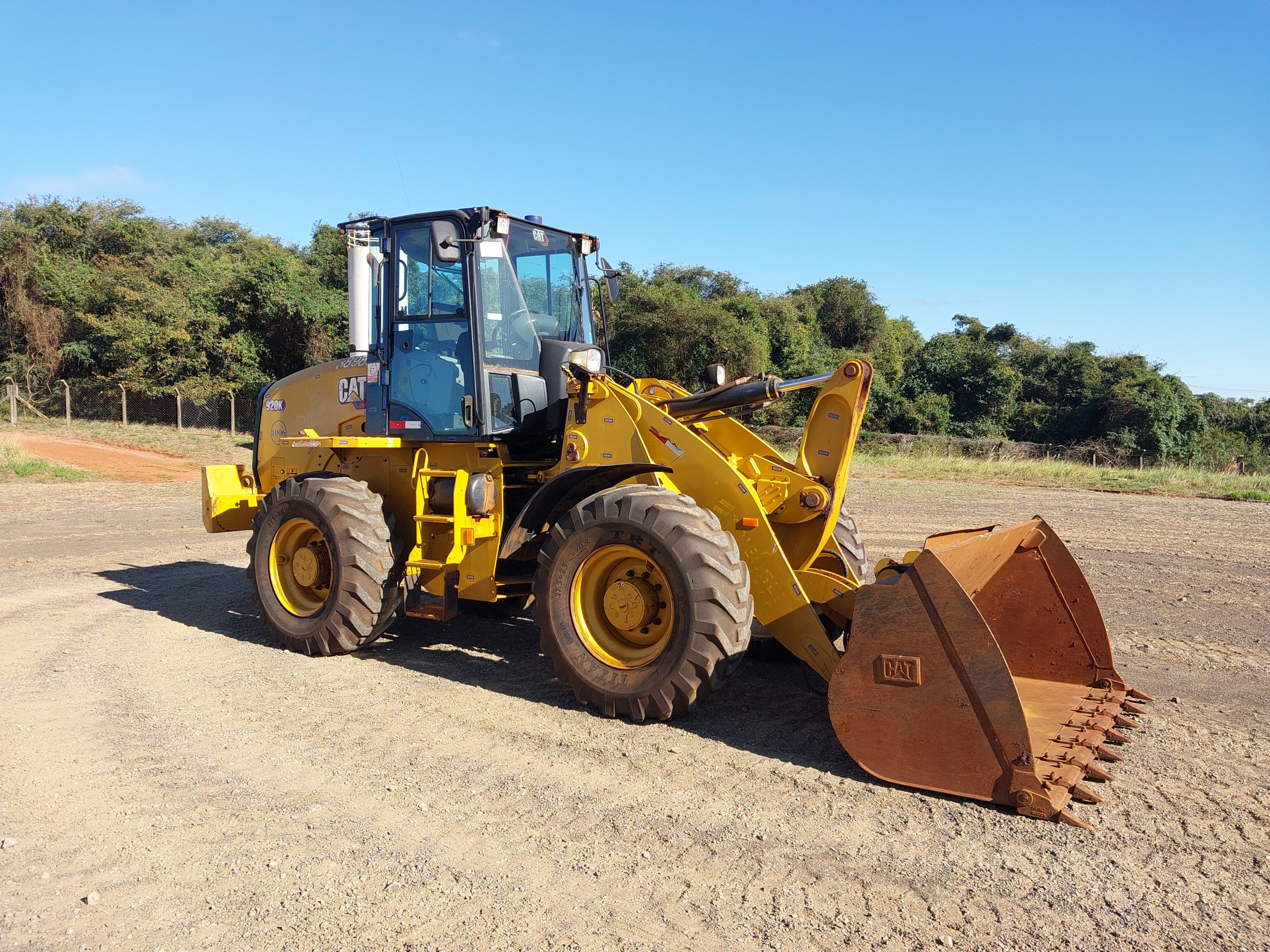 Pá Carregadeira Caterpillar 920K