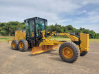 Motoniveladora Caterpillar 120