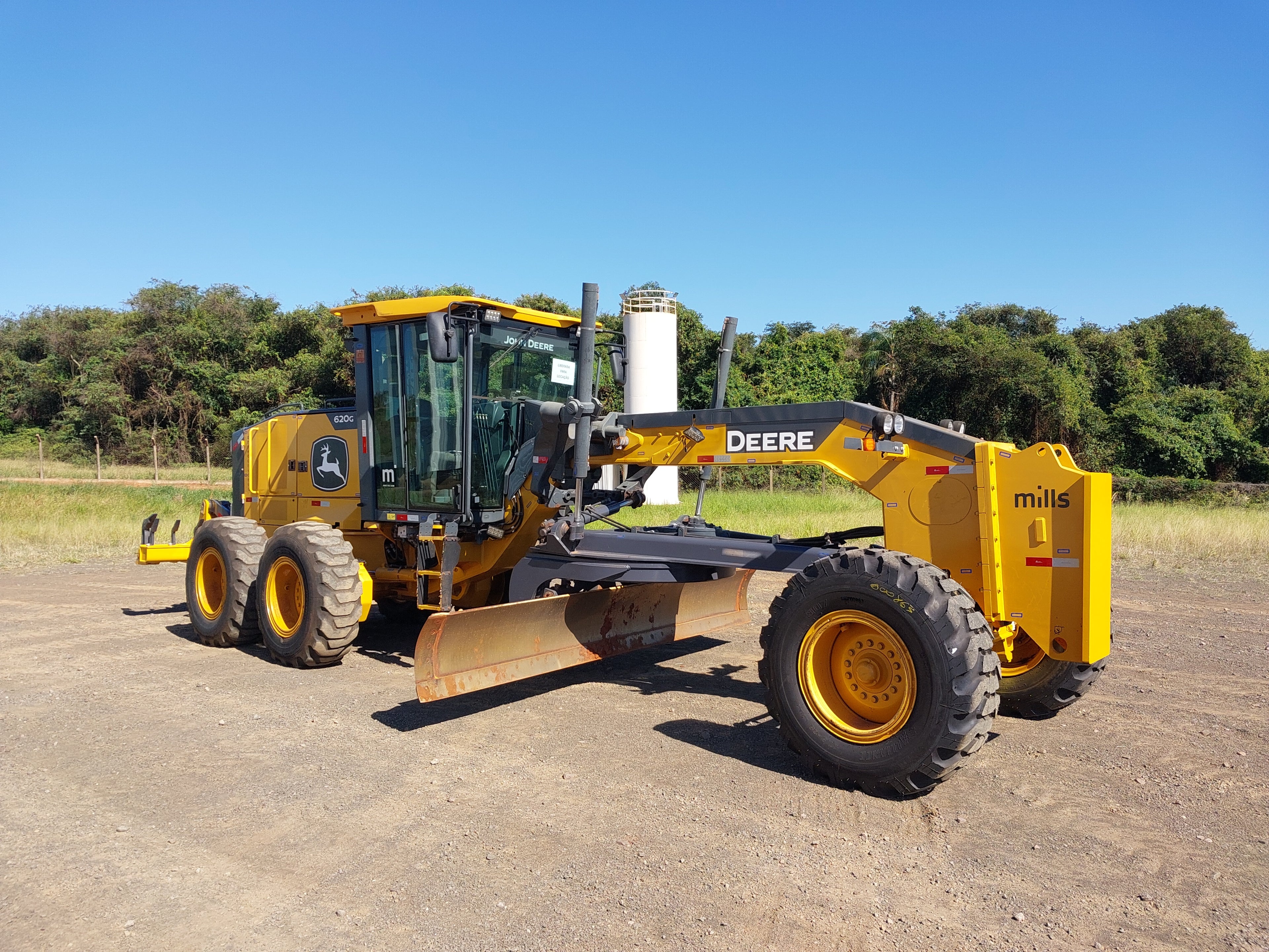 Motoniveladora John Deere 620G