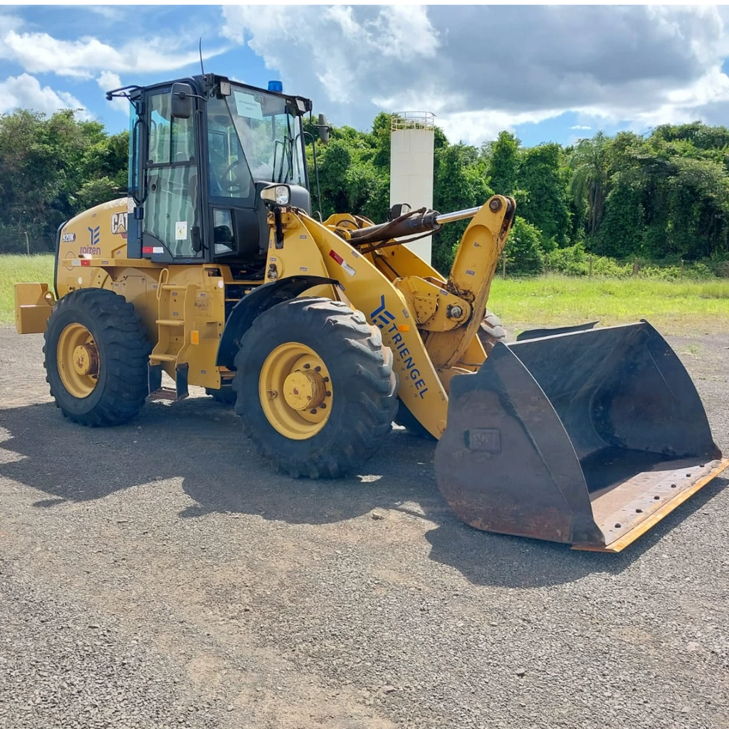 Pá Carregadeira Caterpillar 920K