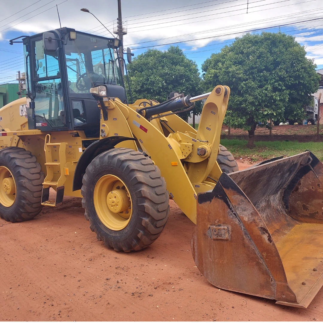 Pá Carregadeira Caterpillar 920K