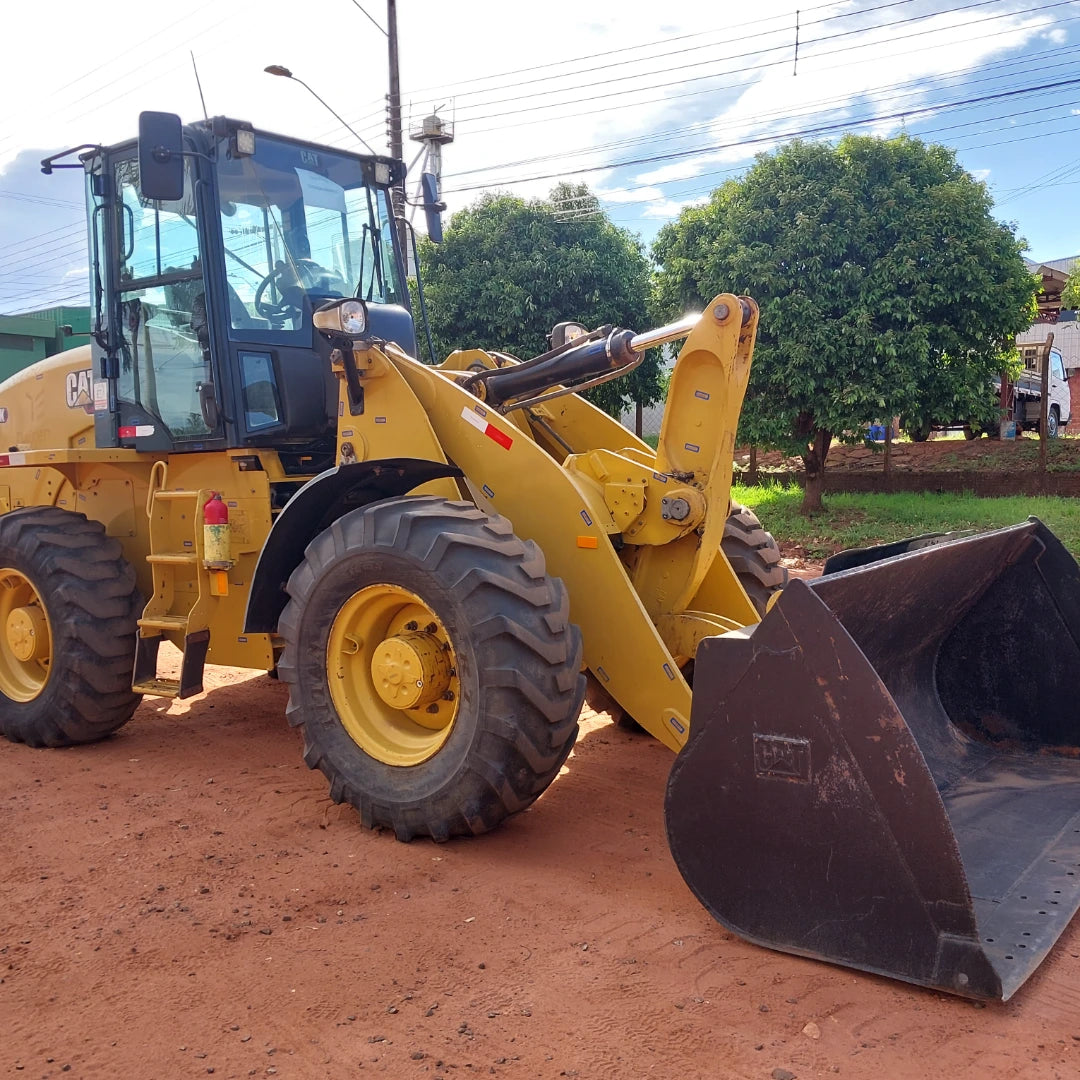Pá Carregadeira Caterpillar 920K