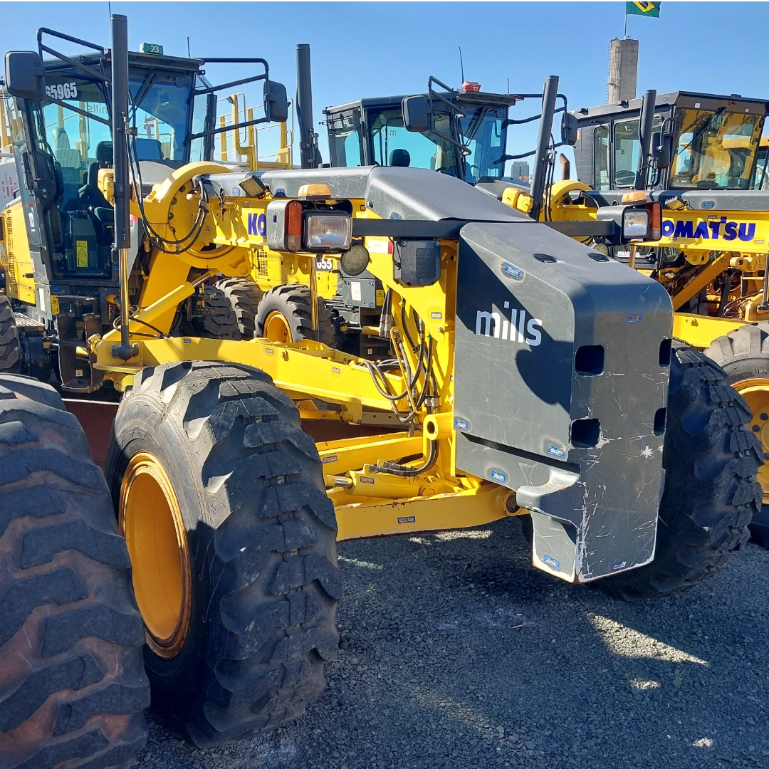 Motoniveladora Komatsu GD655-5