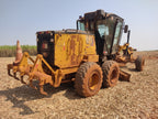 Motoniveladora Caterpillar 120
