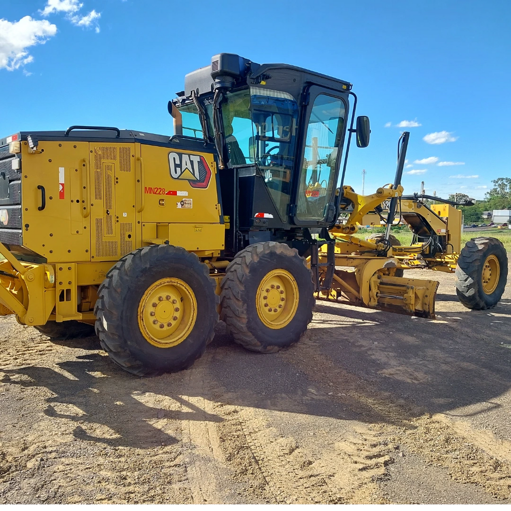 Motoniveladora Caterpillar 120
