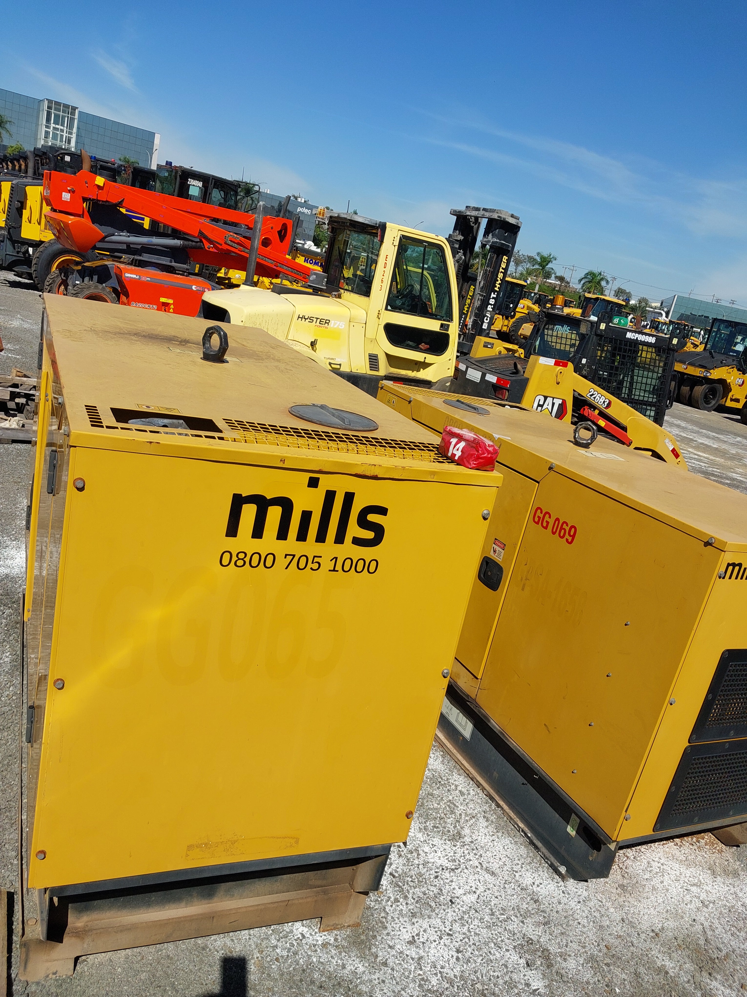 Gerador de Energia 49 KVA - Caterpillar C3.3 DE56