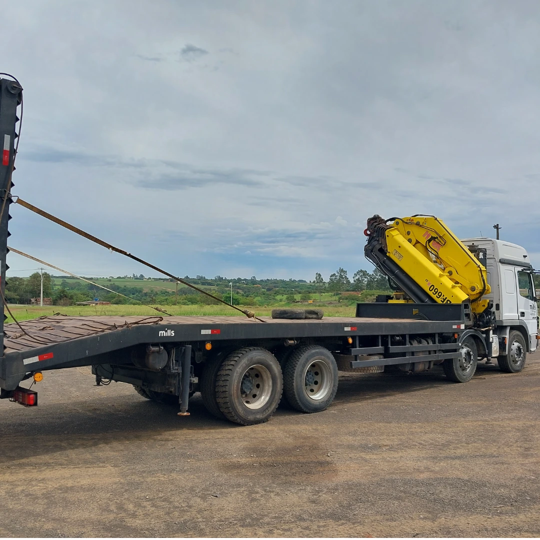 Caminhão Guindauto 3030/54 Mercedes Benz - Com Munck