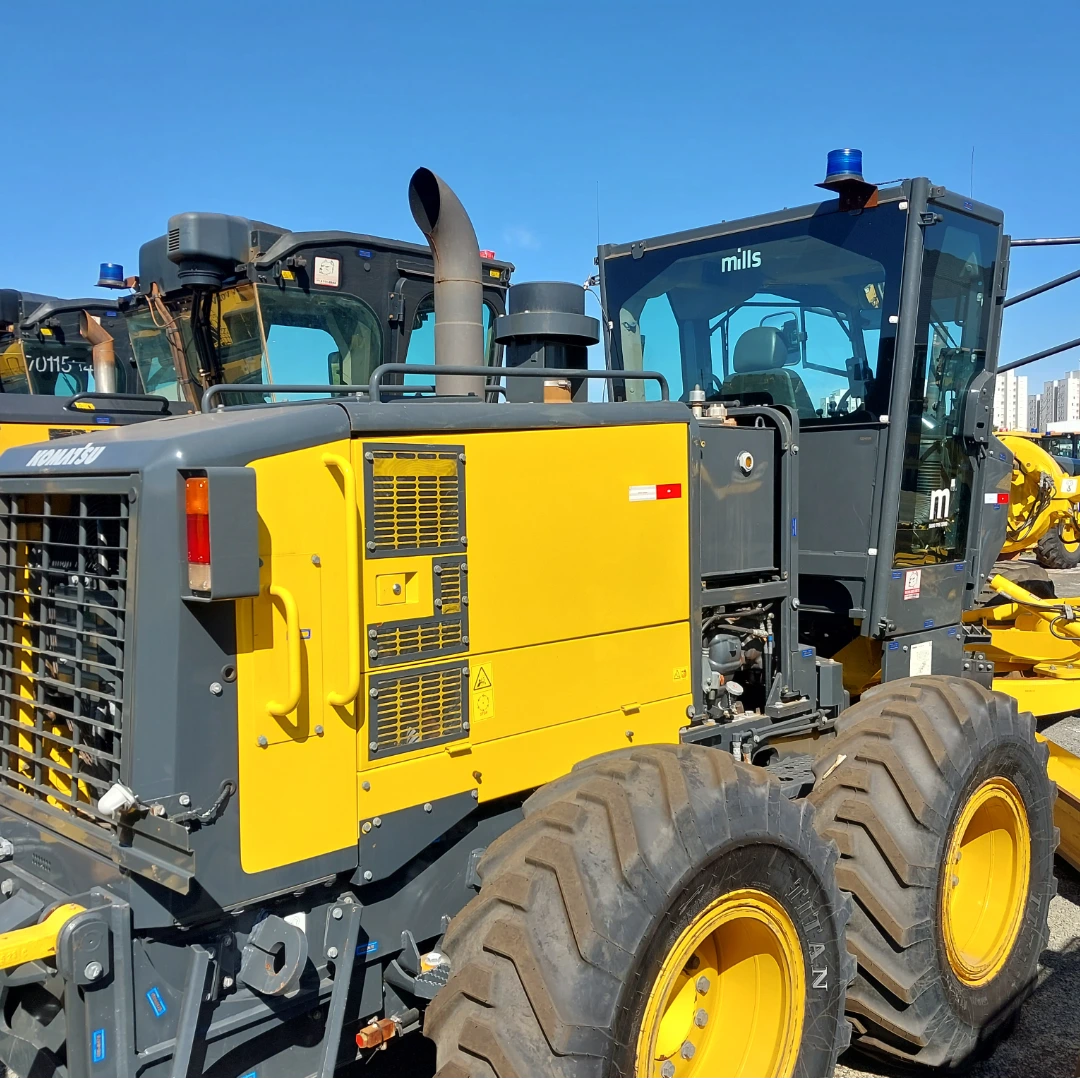 Motoniveladora Komatsu GD655-5
