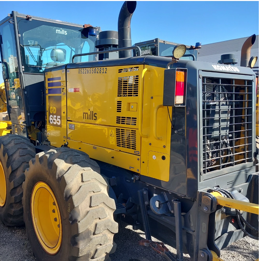 Motoniveladora Komatsu GD655-5