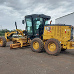 Motoniveladora Caterpillar 120