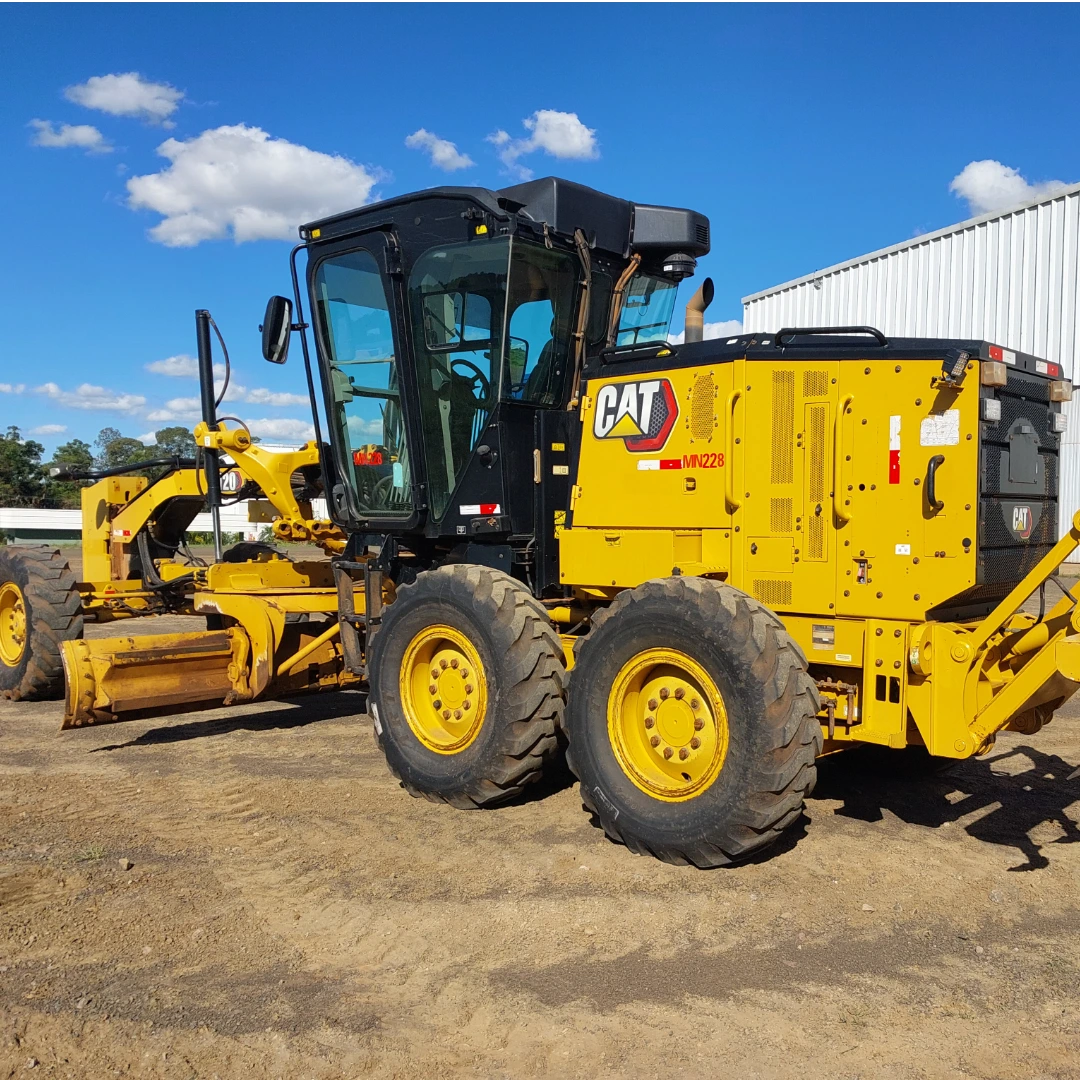 Motoniveladora Caterpillar 120