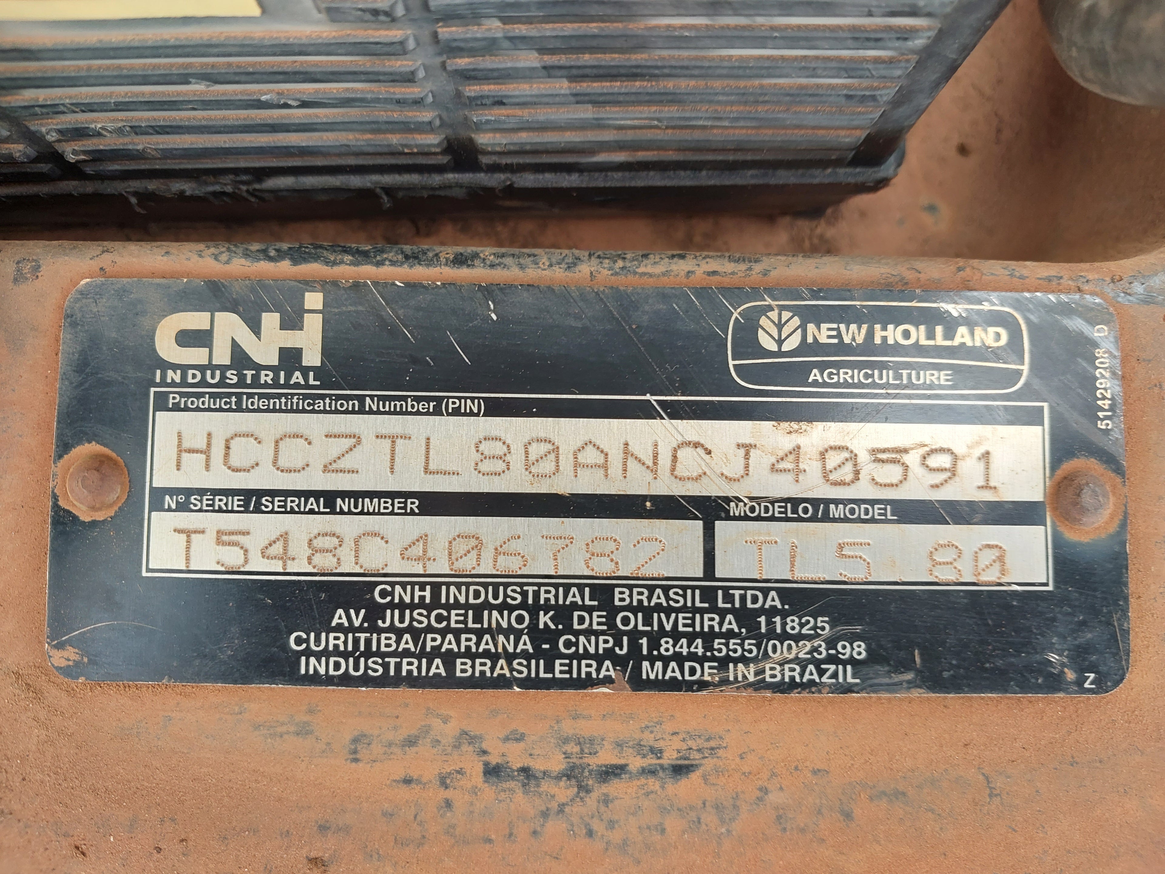 Trator Agrícola New Holland TL5.80