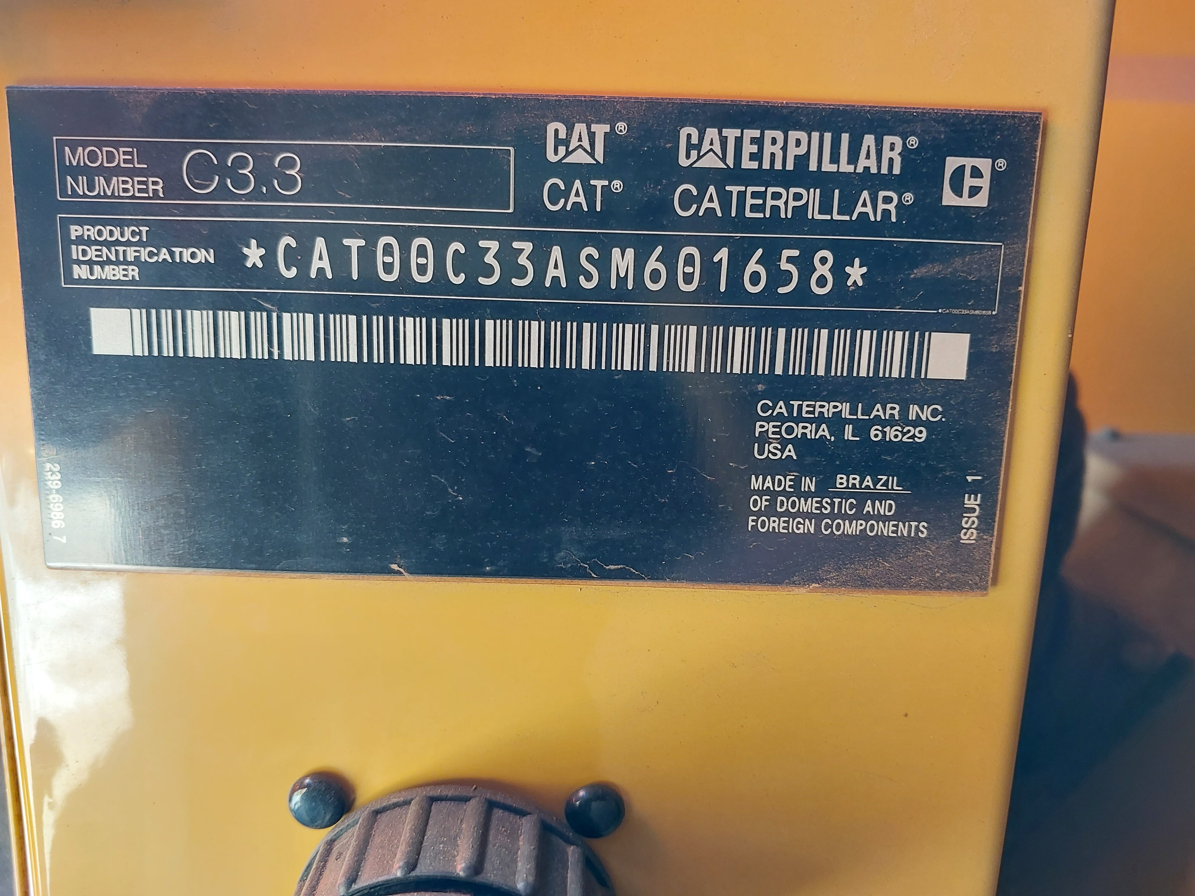 Gerador de Energia 49 KVA - Caterpillar C3.3 DE56