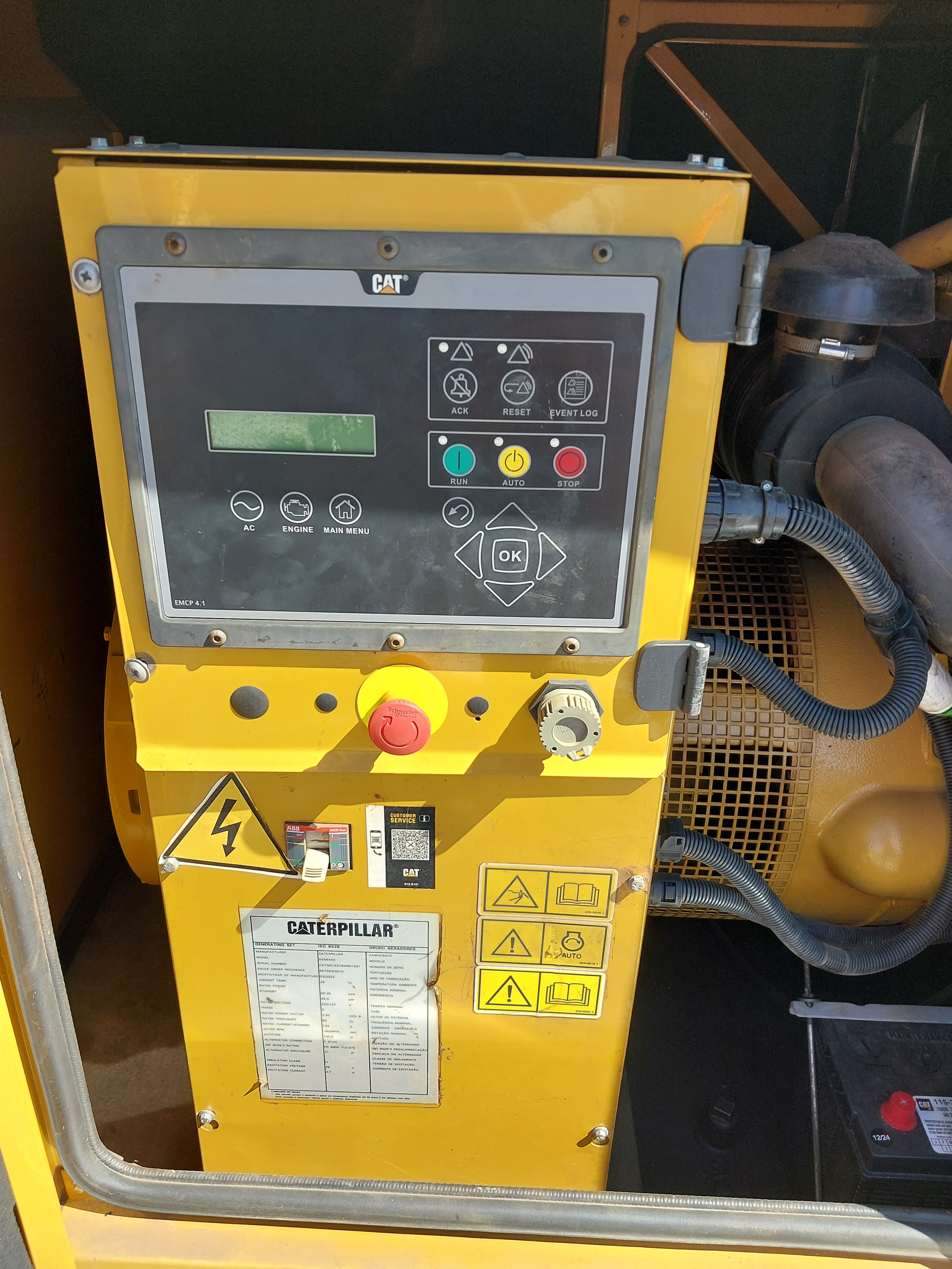 Gerador de Energia 49 KVA - Caterpillar C3.3 DE56
