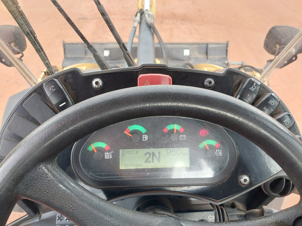 Pá Carregadeira Caterpillar 920K