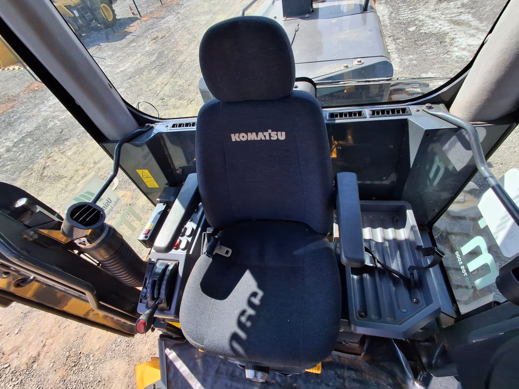 Motoniveladora Komatsu GD655-5