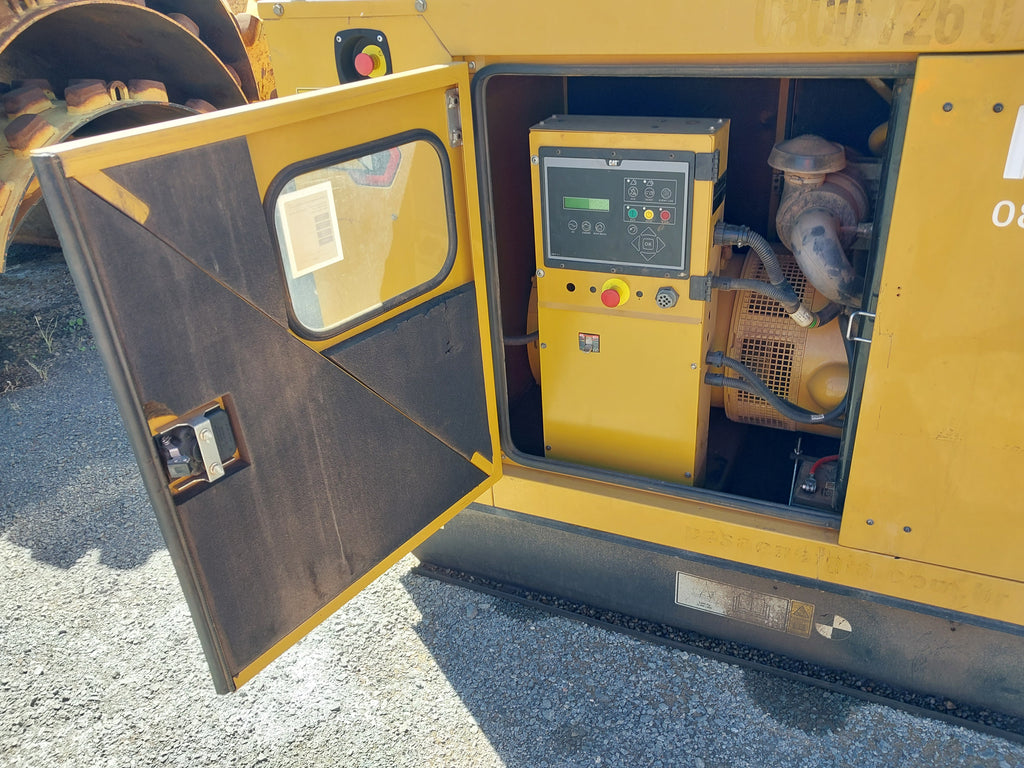 Gerador de Energia 49 KVA - Caterpillar C3.3 DE56