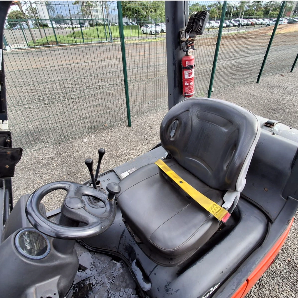 Empilhadeira Linde H20T