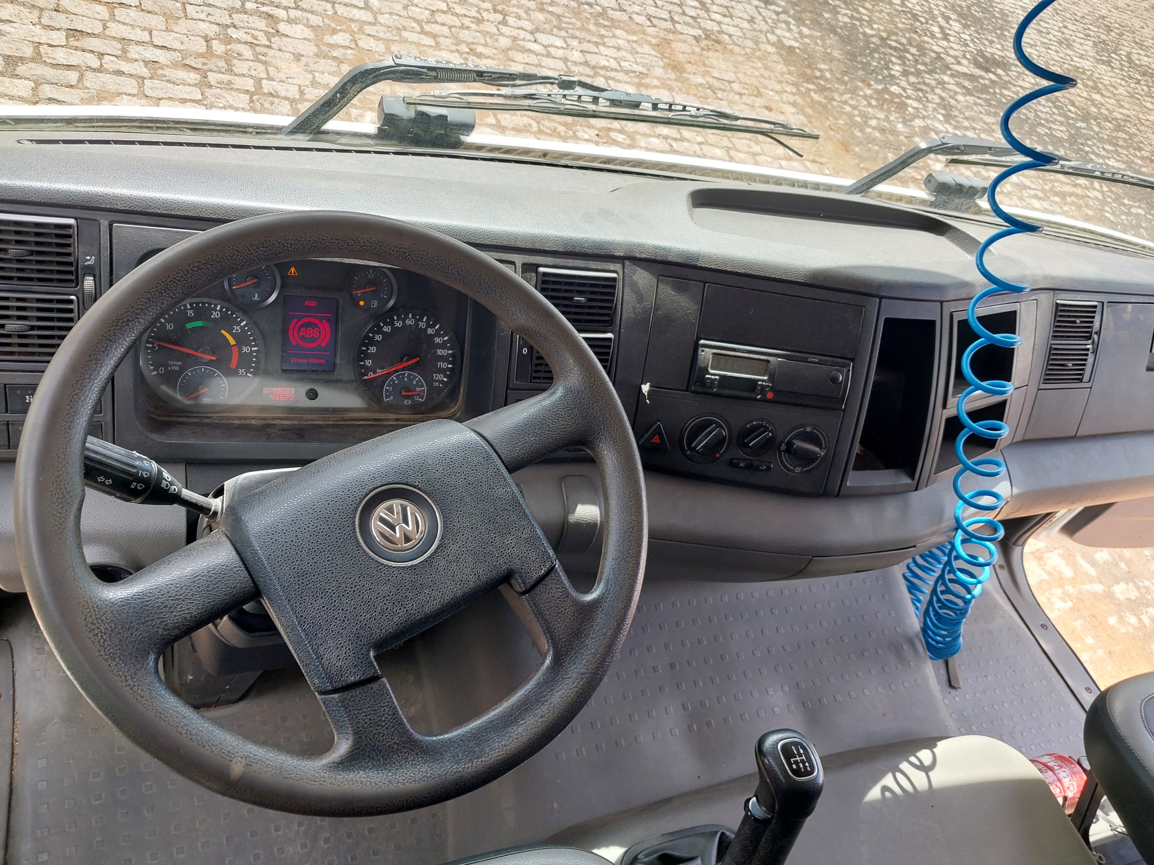 Caminhão Caçamba Volkswagen 26-280 Constellation 6x4 2p (diesel)(E5)