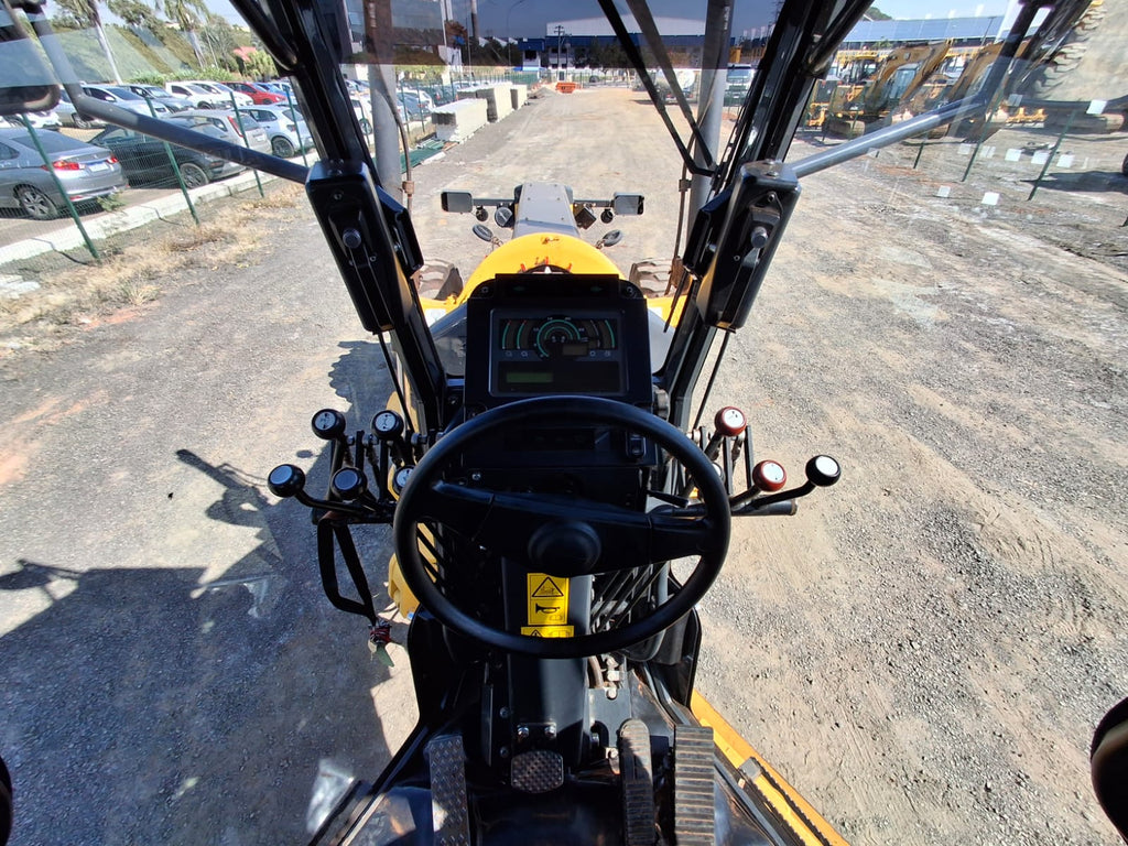 Motoniveladora Komatsu GD655-5