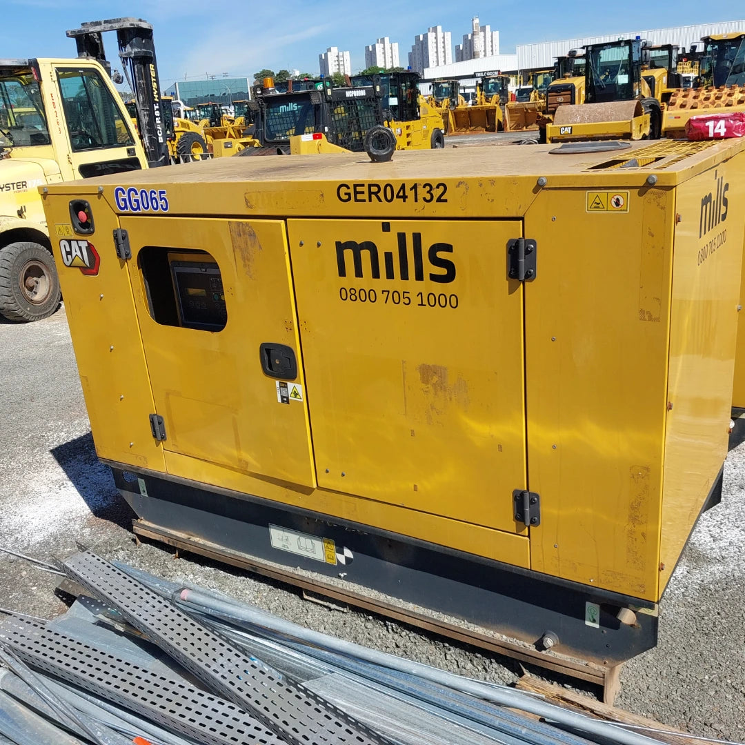 Gerador de Energia 49 KVA - Caterpillar C3.3 DE56