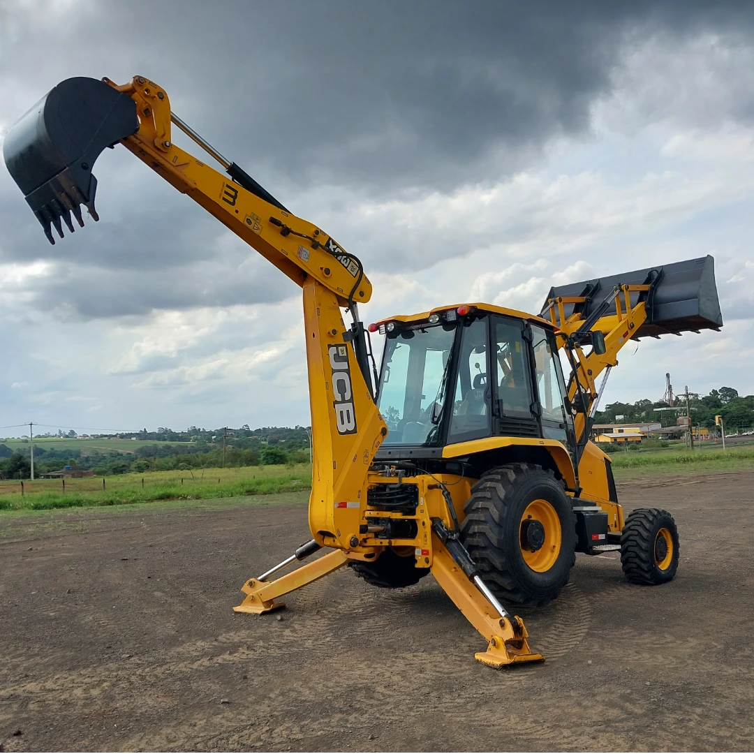 Retroescavadeira JCB 3CX