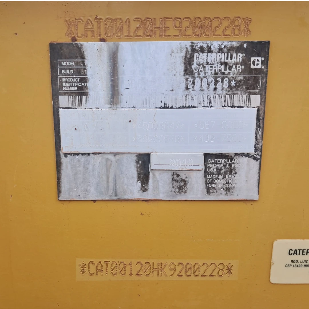 Motoniveladora Caterpillar 120