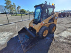 Mini-Carregadeira Caterpillar 226B 3