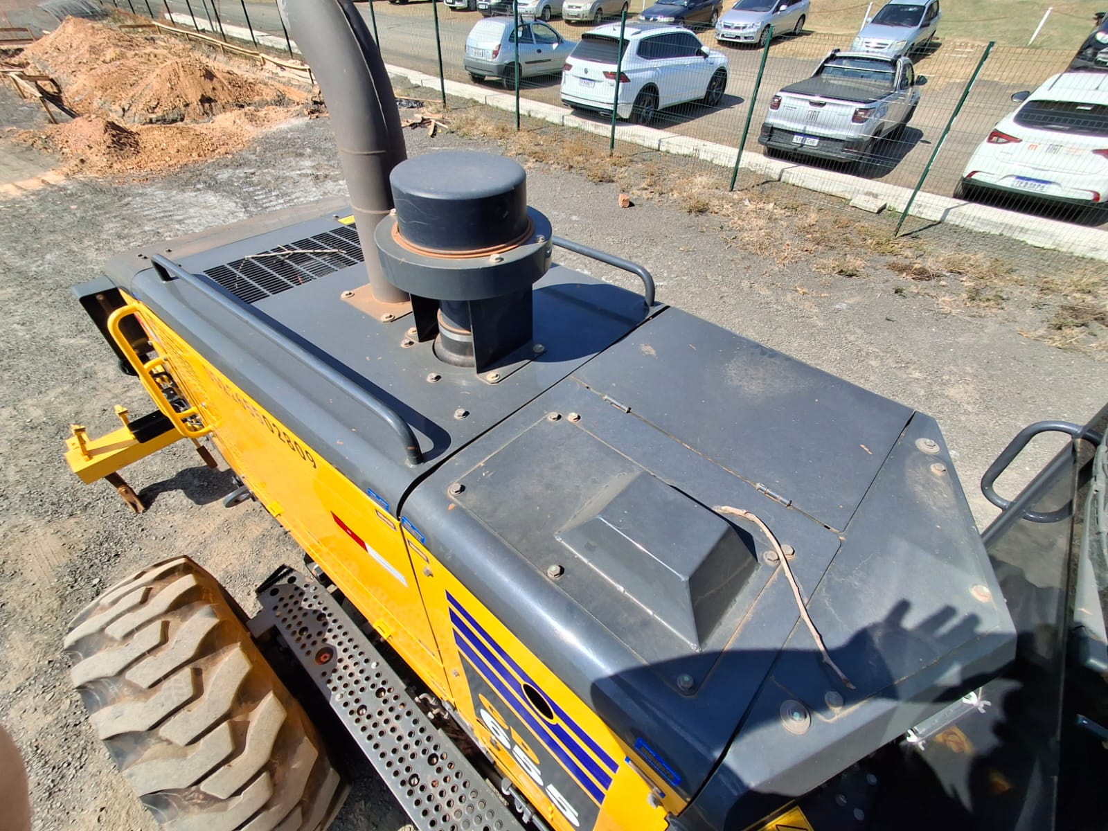 Motoniveladora Komatsu GD655-5