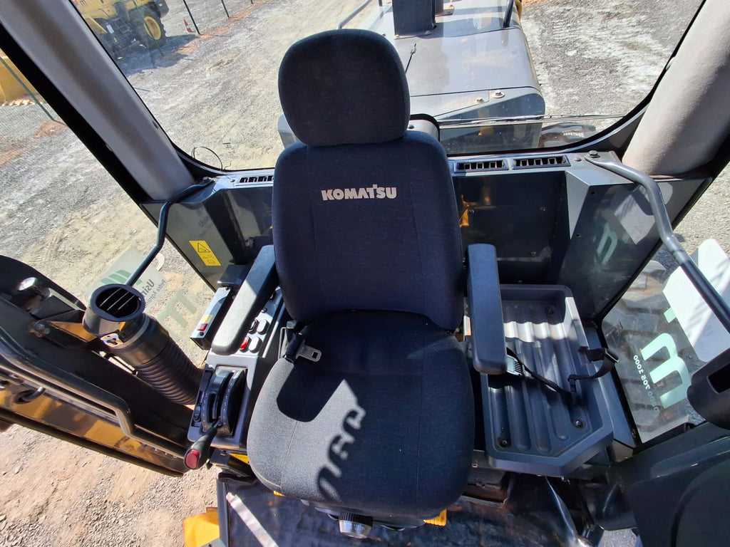 Motoniveladora Komatsu GD655-5