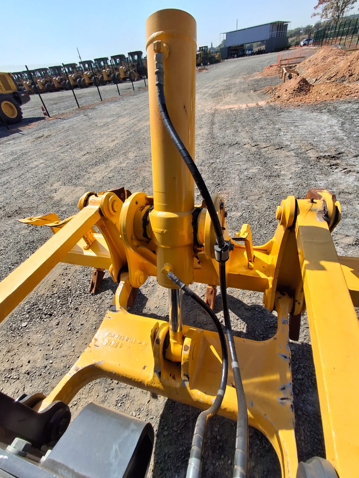 Motoniveladora Komatsu GD655-5
