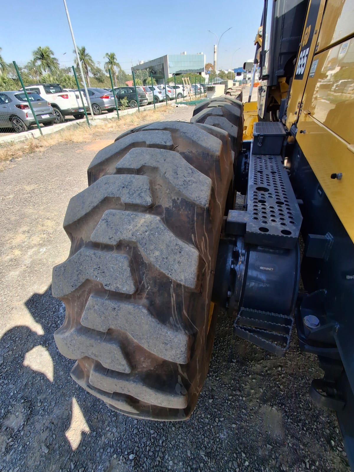 Motoniveladora Komatsu GD655-5