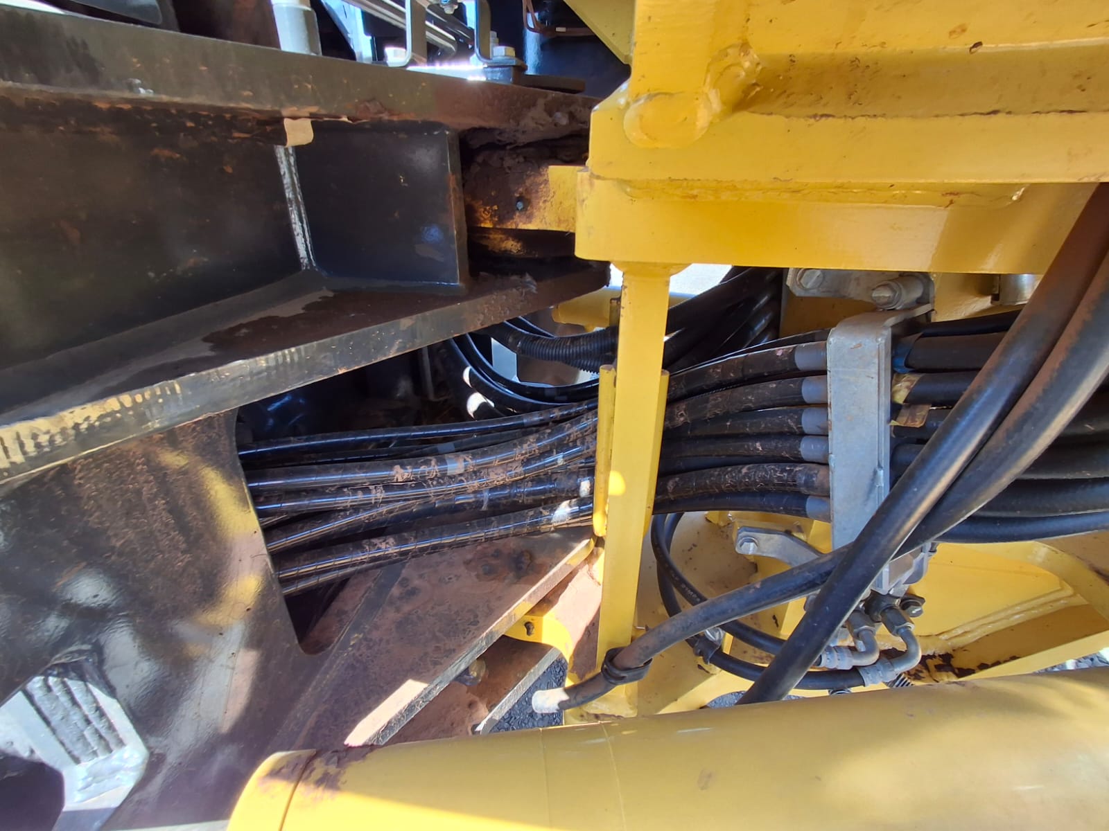 Motoniveladora Komatsu GD655-5