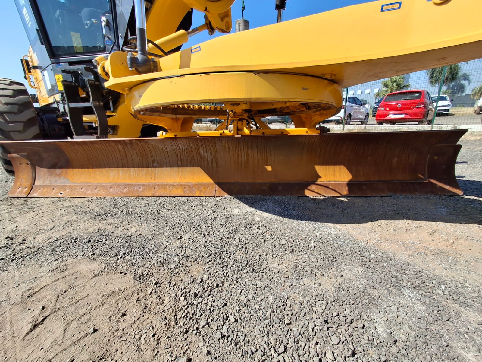 Motoniveladora Komatsu GD655-5