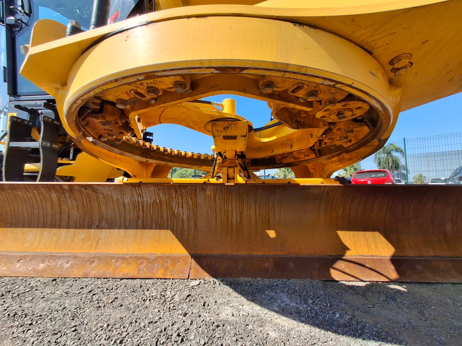 Motoniveladora Komatsu GD655-5