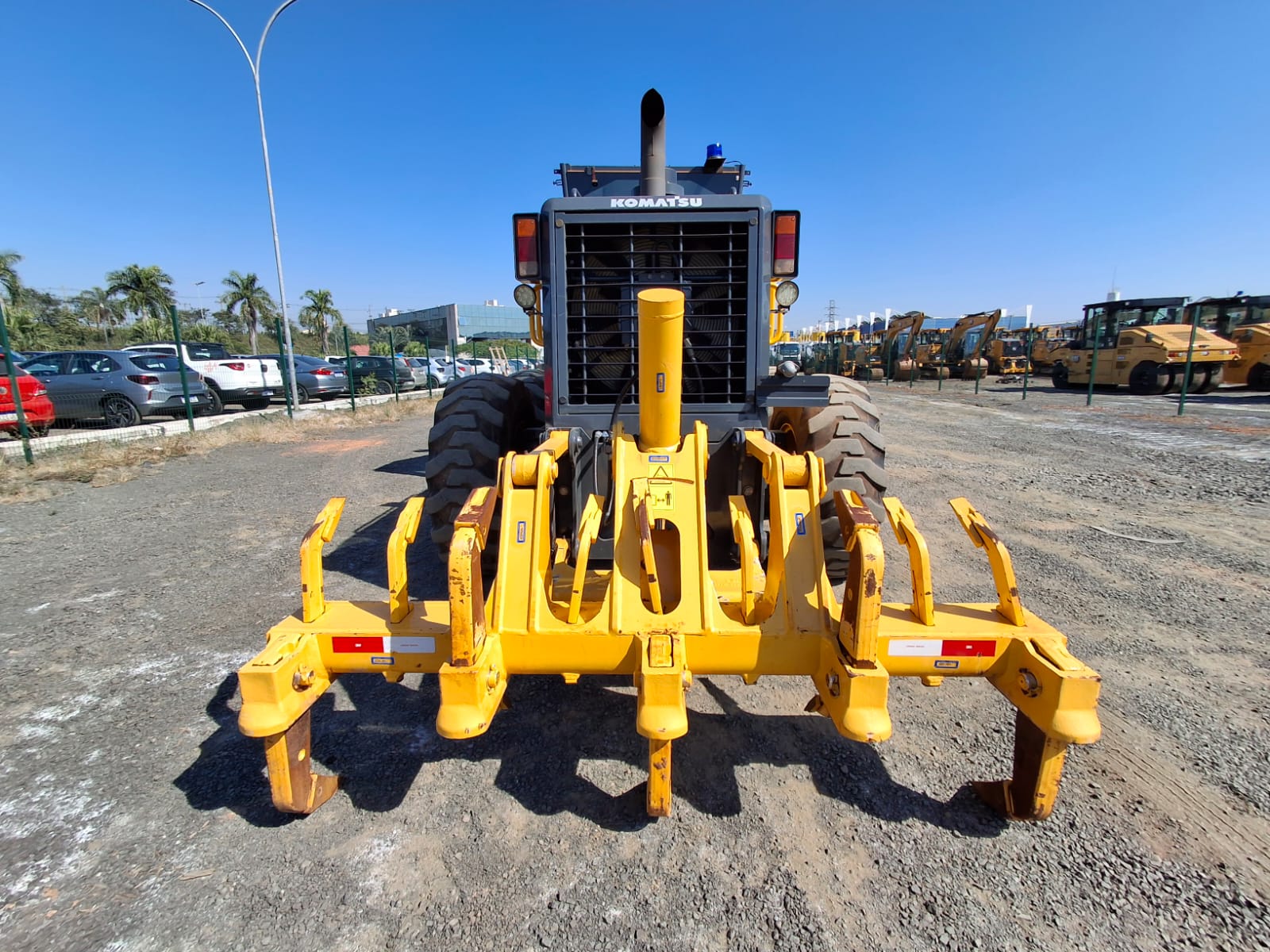 Motoniveladora Komatsu GD655-5