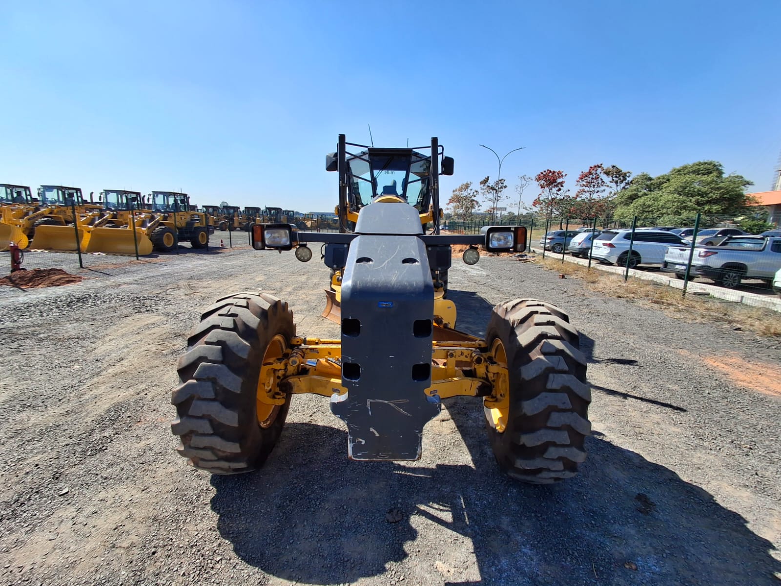 Motoniveladora Komatsu GD655-5